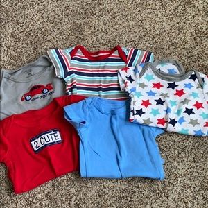 Luvable friends 5 pack bundle onesies size 0-3 m